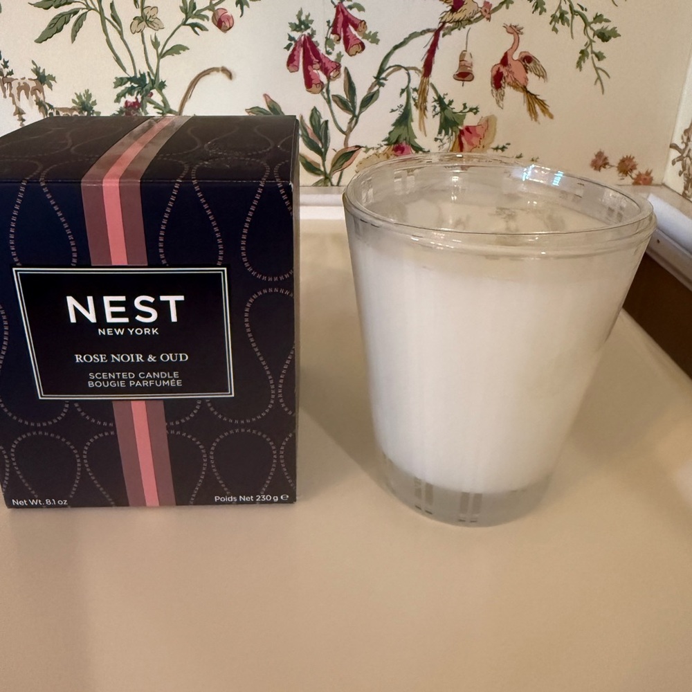 Nest Rose Noir & Oud Candle